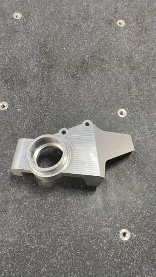 Usinage CNC pour composant de moule non standard/pièce de véhicule/pièce de moto/pièces de rechange d'avion/pièce de drone/pièce d'appareil médical/accessoires de navire